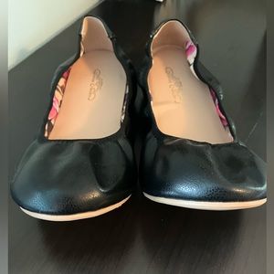 Journee Collections Women’s Ballet Black Flats - Size 9
